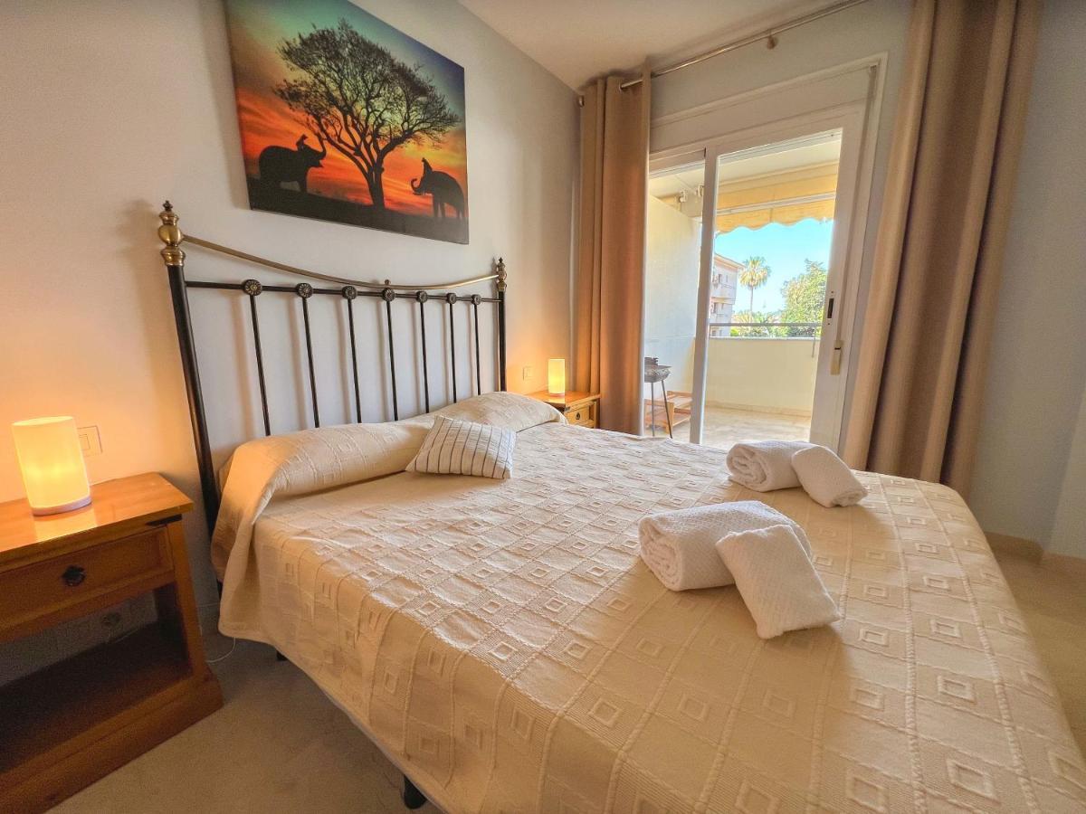 3 Bed Las Petunias, San Pedro Марбелья Экстерьер фото